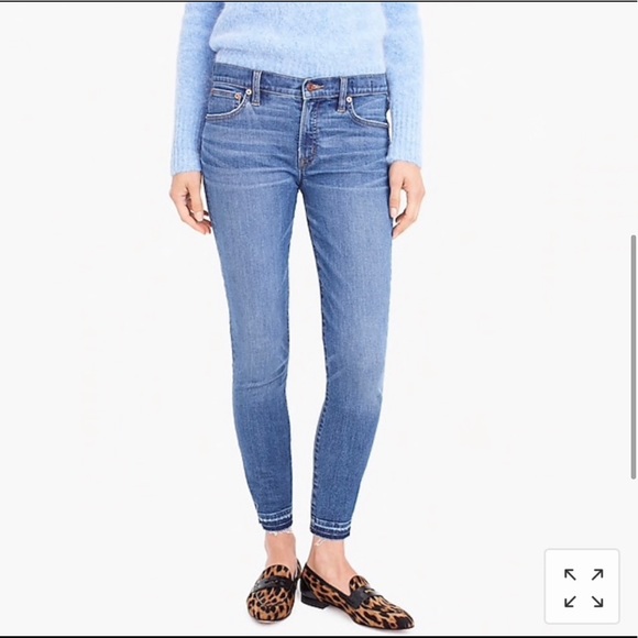 J.Crew 8” Toothpick Blue Jean with Let-Down Hem size 25 - Picture 3 of 9